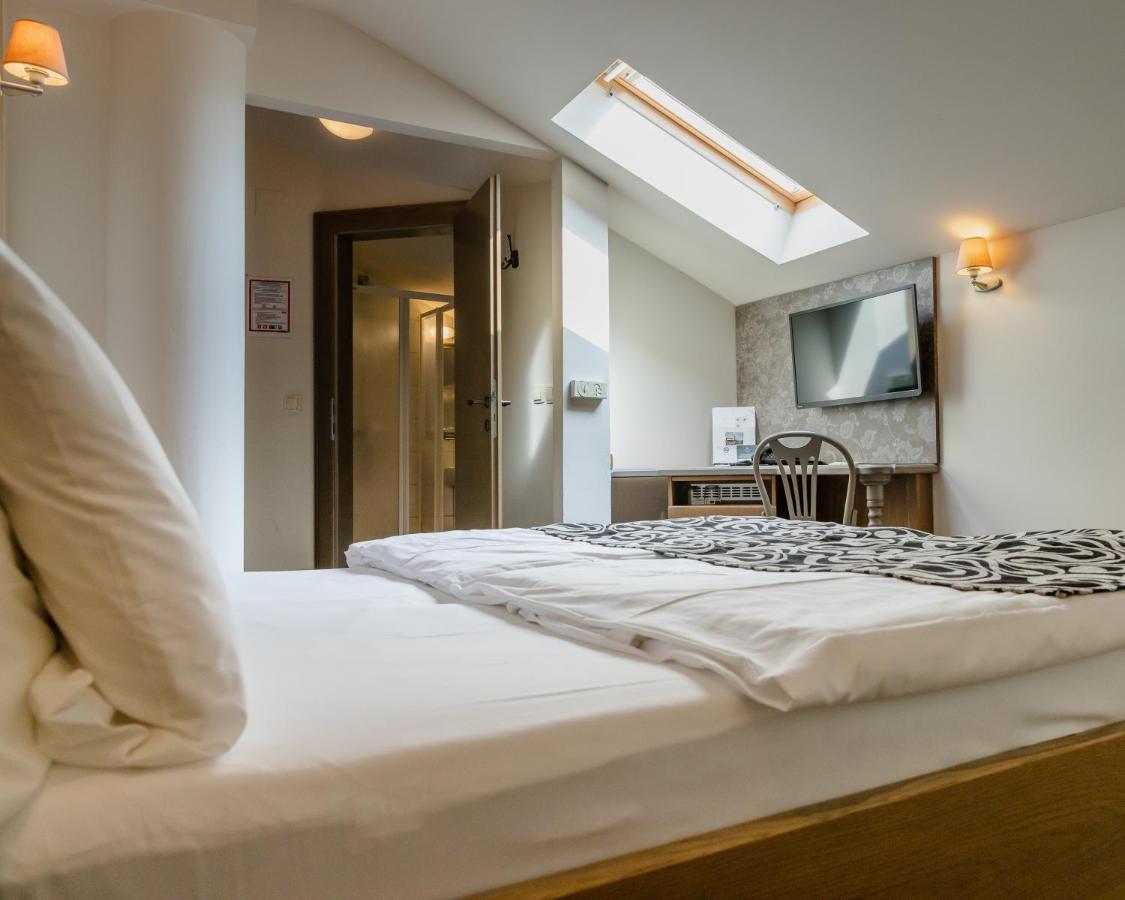 Hotel Piran Ngoại thất bức ảnh